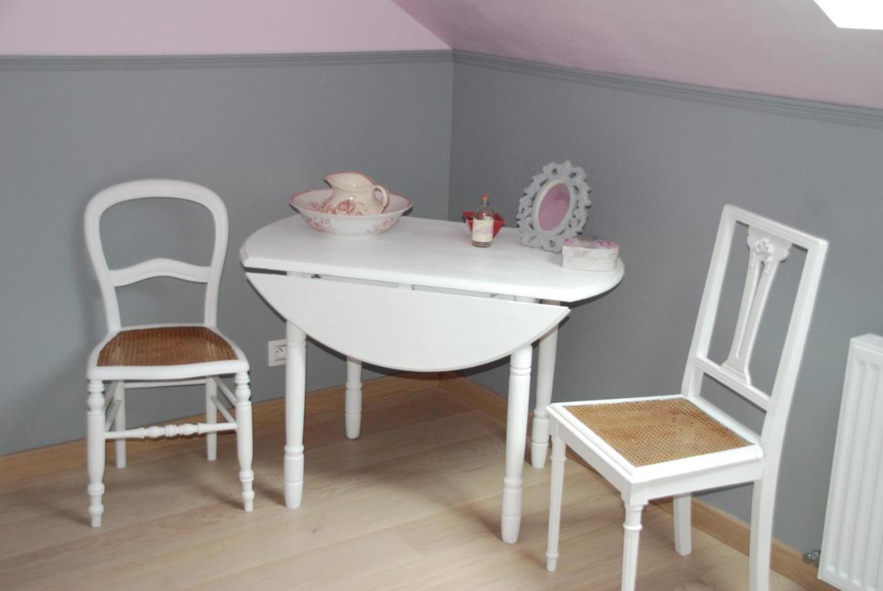 Chambre D'Hotes "Les Paturelles" Fougeres-sur-Bievre Eksteriør bilde