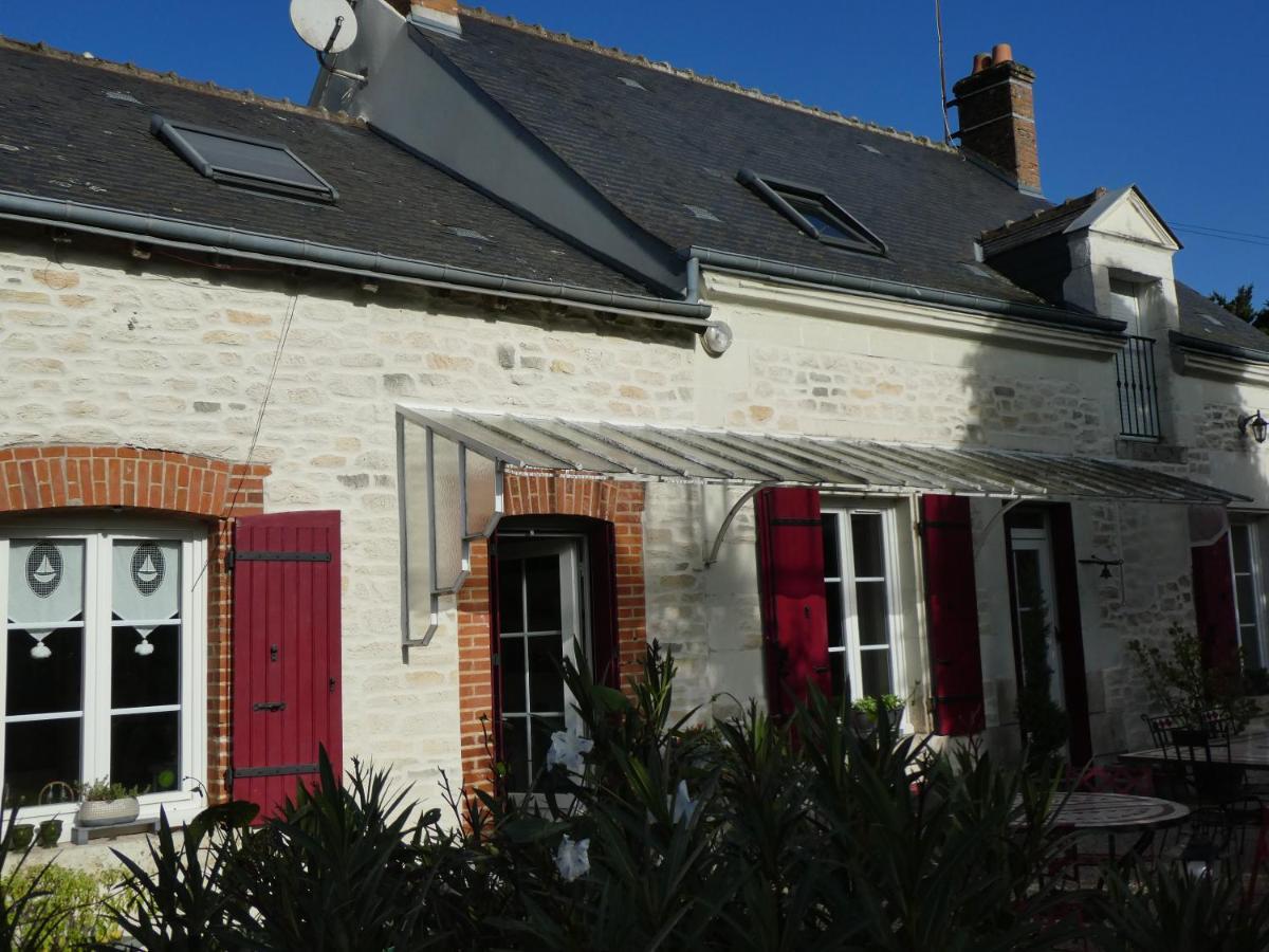 Chambre D'Hotes "Les Paturelles" Fougeres-sur-Bievre Eksteriør bilde