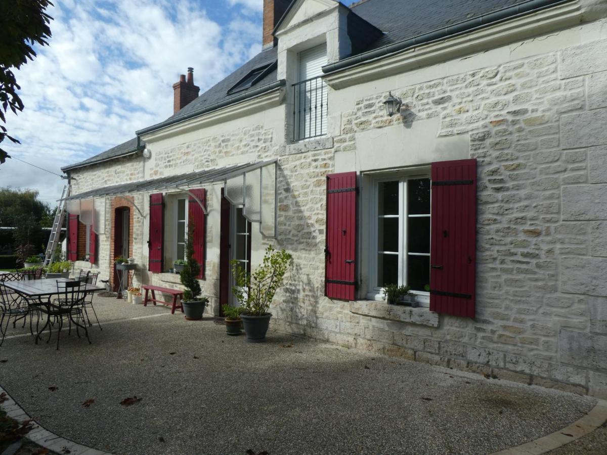 Chambre D'Hotes "Les Paturelles" Fougeres-sur-Bievre Eksteriør bilde