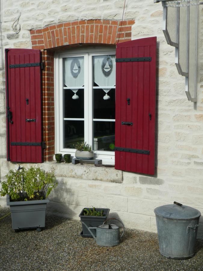 Chambre D'Hotes "Les Paturelles" Fougeres-sur-Bievre Eksteriør bilde